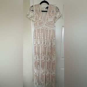 Lace maxi dress